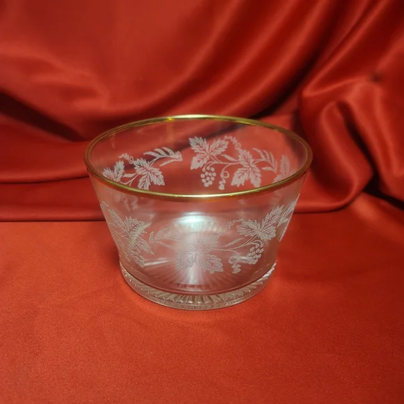 Glass Ice Bowl With Gold Rim Vintage 1950s Barware