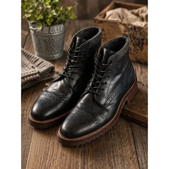 Johnston Murphy JM1850 Men’s 10M Black Cap Toe Brogue Boots Lug Sole