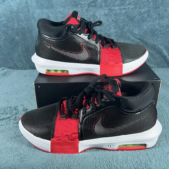 Nike LeBron Witness 8 Faze‎ Black Red Basketball Sneakers Men's Size 11.5 New
