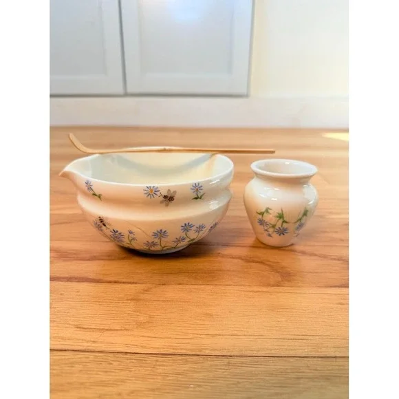 NIB Hand painted April Birthday Gift Matcha Set, 3 PCS Ceramic Matcha Kit Floral
