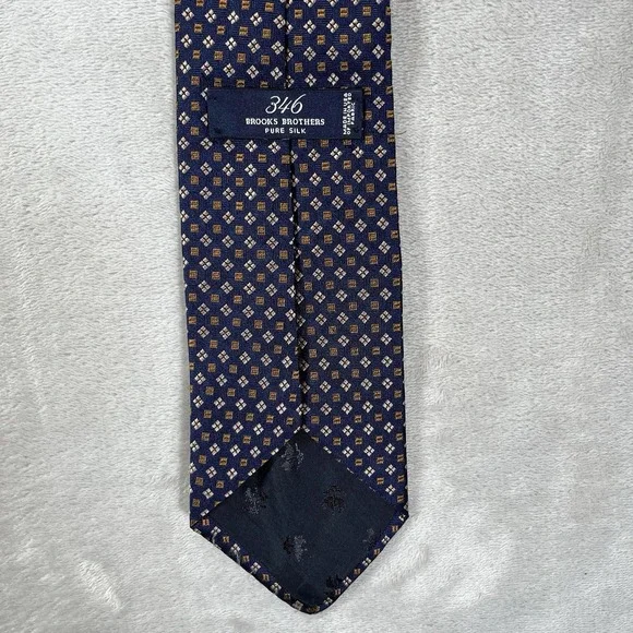 Brooks Brothers 346 Pure Silk Made In The USA Blue Orange Geometric Tie Necktie