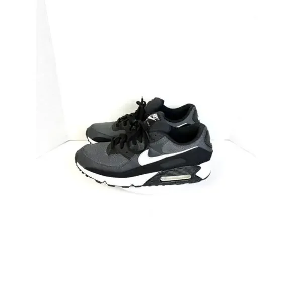 Nike Air Max 90 Men Size 8.5 Iron Grey Black Athletic Running Shoes CN8490-002