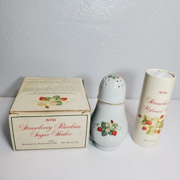 VTG 1979 Avon Porcelain Strawberry Sugar Shaker 22k Gold Trim W/Talc In Box‎