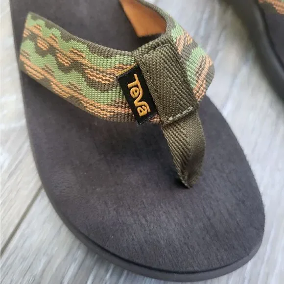 Teva sandals Size 3