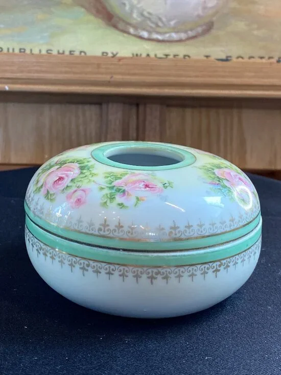 Antique Royal Rundlstadt Porcelain Hair Receiver Green with Roses 1905-1931