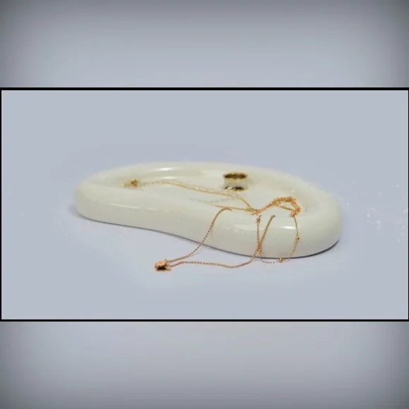 Levaway Ceramic Jewelry Vanity Bathroom Tray White Kidney Bean Shaped New