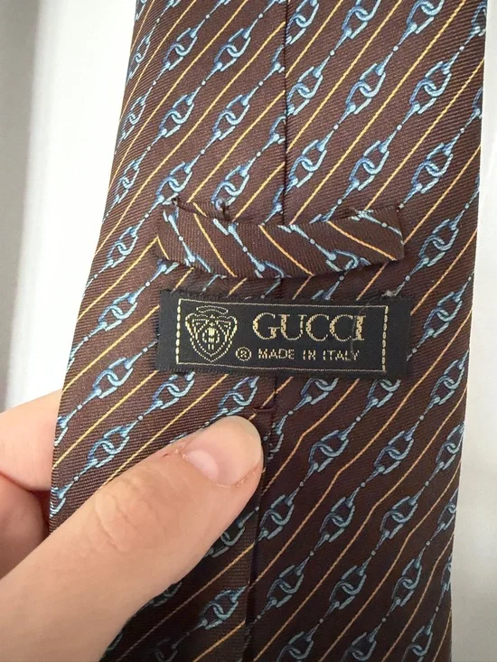 GUCCI vintage brown men's silk neck tie chain print