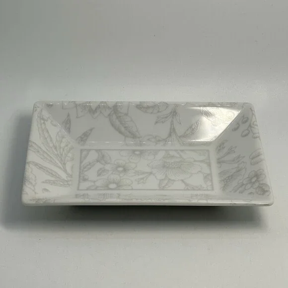 Rare Tiffany & Co Clinique Porcelain Trinket Jewelry Vanity Tray Plate Soap Dish