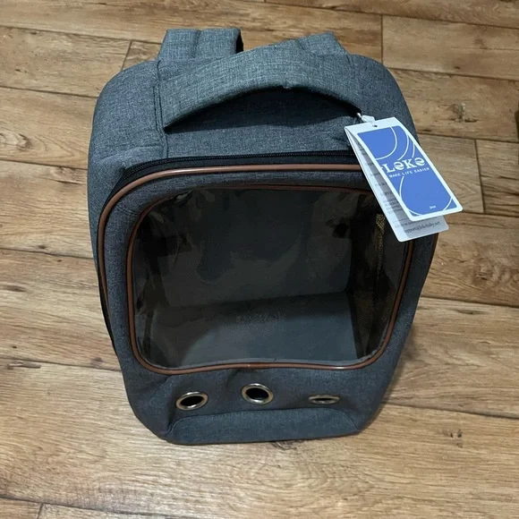 Window pet backpack