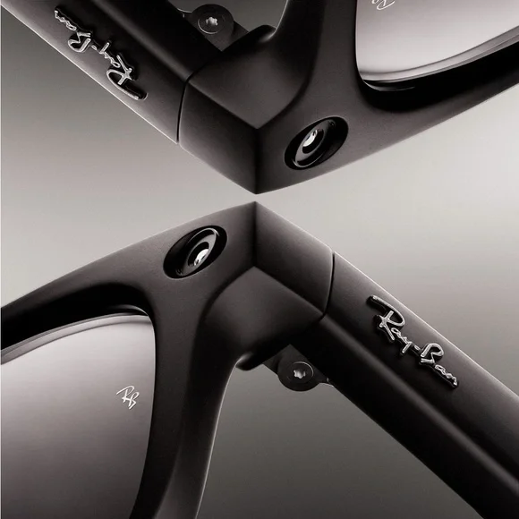 Ray-Ban Sleek Black Wearable Glasses