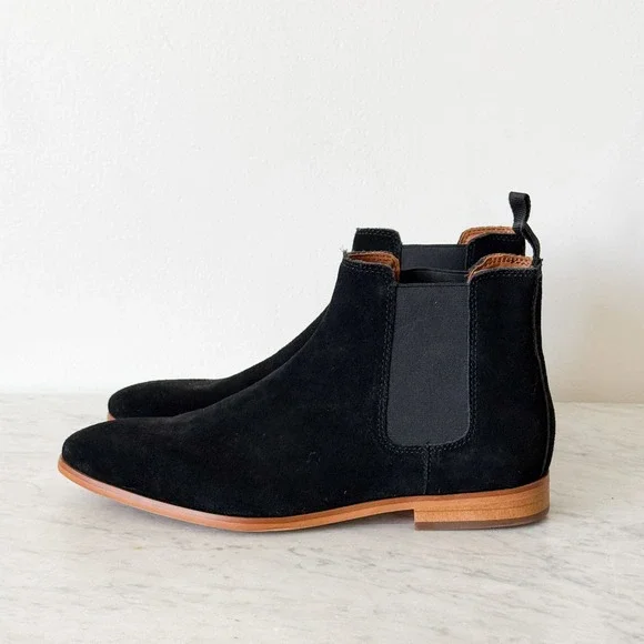 BP Water Resistant Black Suede Chelsea Boots Mens 7.5 Pointed Toe Pull‎ On 92741