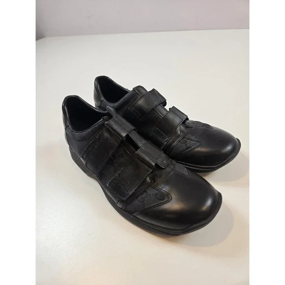 Gucci Shoes Mens Size 7.5 Black Strap Leather Canvas Logo Made In Italy