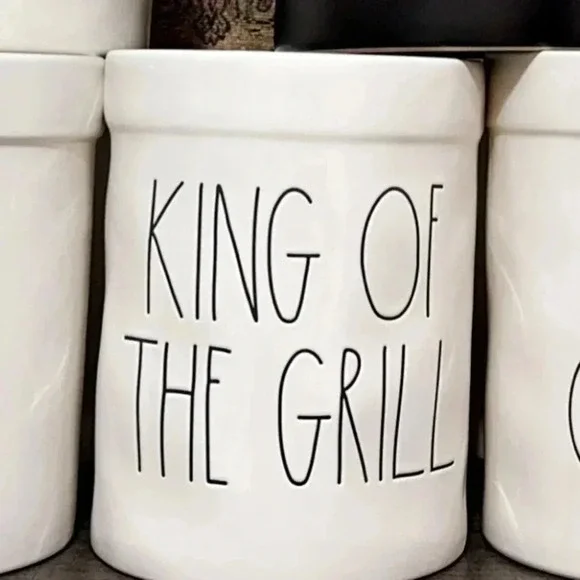 ‼️SALE‼️ Rae Dunn Collection Kitchen Utensil Holder/Crock KING OF THE GRILL