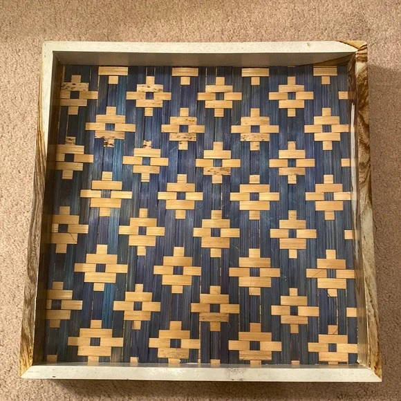Bamboo wood square tray
