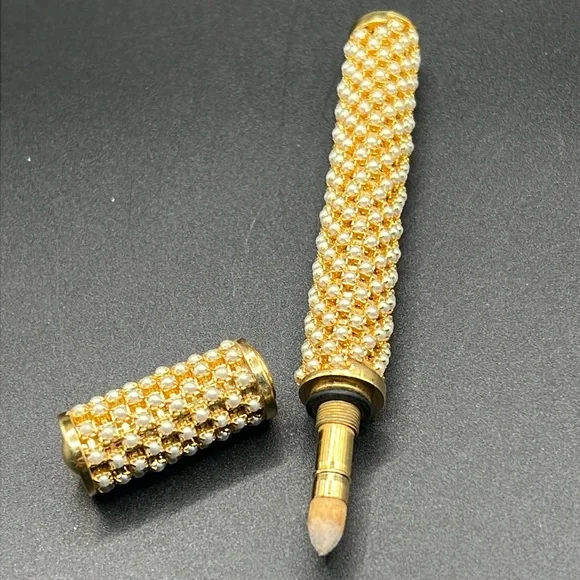 COOL! Vintage 1960’s fragrance applicator pen