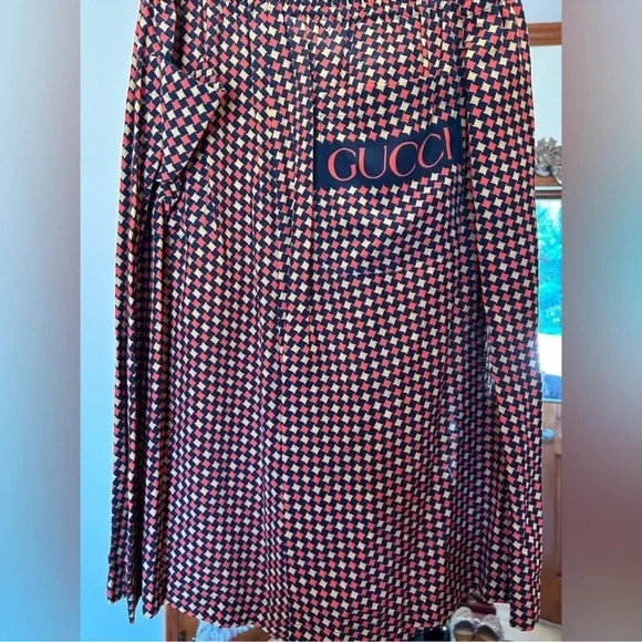 Men’s Gucci, Bermuda short size 56/XL made in Italy NWT