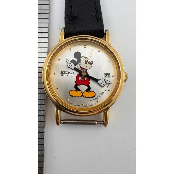 Vintage Seiko Quartz Mickey Mouse‎ Watch Date Gold Tone Disney