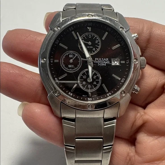 Pulsar Men's Chronograph Watch Silver Some Scratches Requires Battery