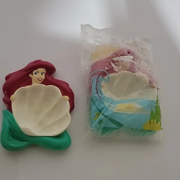 Vintage Ariel soap dish Avon X2 Disney