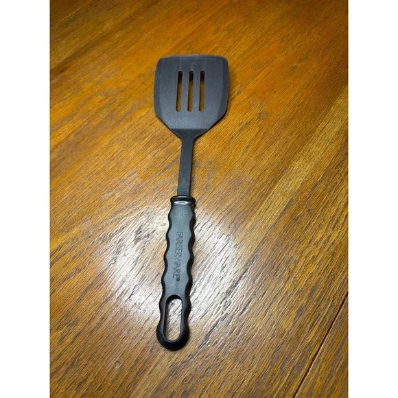 Farberwear Black Plastic Flipper‎ Turner Spatula Utensils