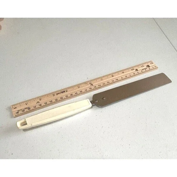 Vtg EKCO Stainless Steel Frosting Icing Spreader Spatula Plastic White Handle
