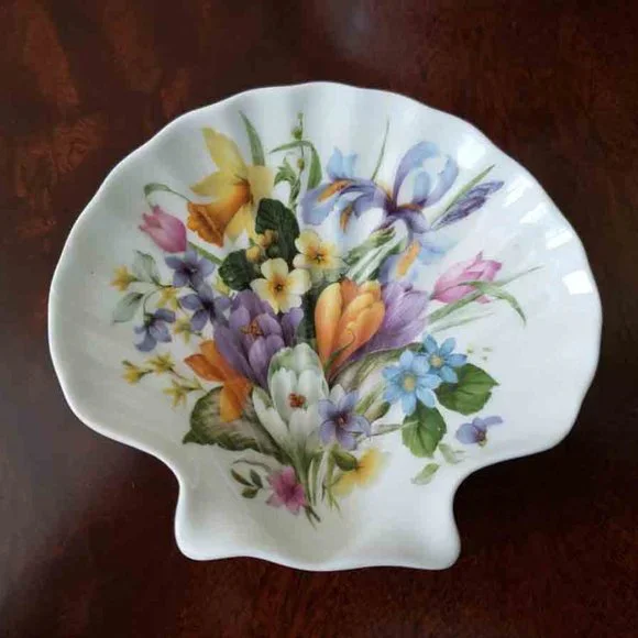Royal Stafford England Bone China Ring / Soap Dish Made for Victoria Secret
