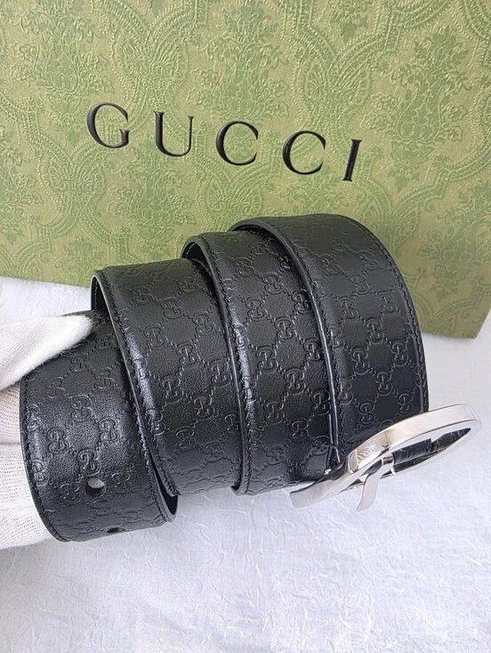 Auth Gucci Guccissima Men Black Leather Belt with Silver Buckle