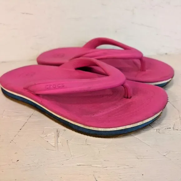 Crocs Pink Shoe Girls Slip On Flip Flops Sandals Thong Size J 1 Girls Summer