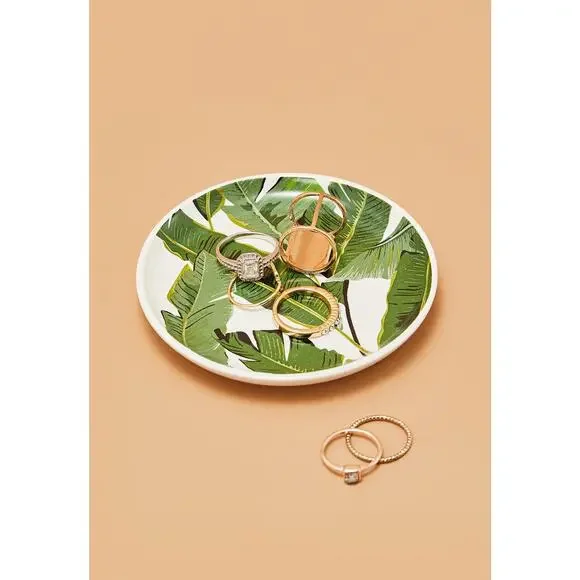 NEW Shiraleah Palm Leaf Trinket Dish