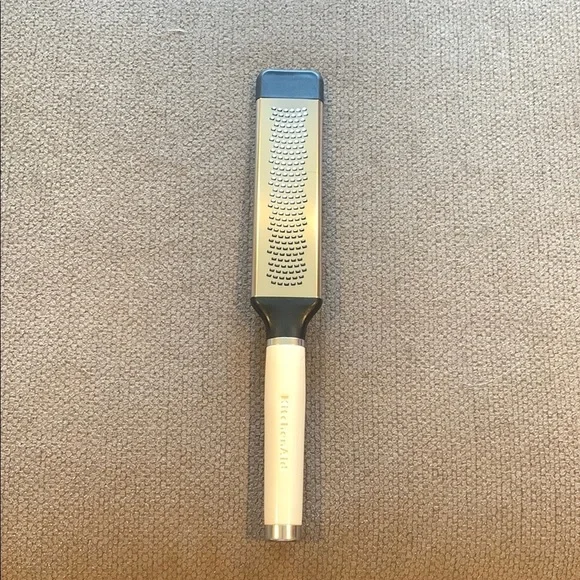 NWT - KitchenAid Black and Silver Two-Way Paddle Grater