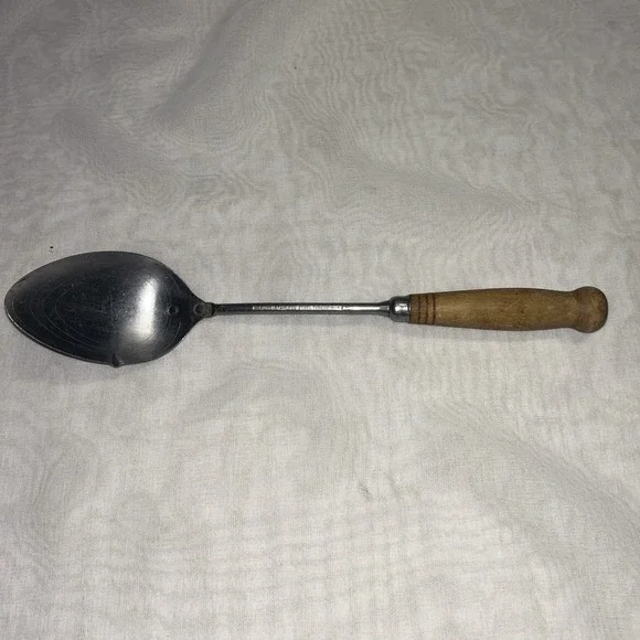 Vintage Genuine Stainless Steel Measuring Spoon Wooden Handle Kitchen Utensil