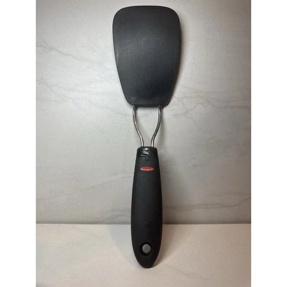 OXO Good Grips Large Silicone Turner Spatula Pancake‎ Flipper Black Nylon Handle