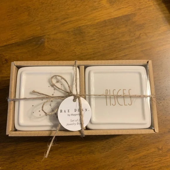 NWT Rae Dunn Astrology Pisces Jewelry Trinket Box