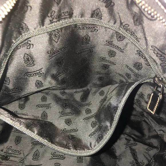 GUCCI Hysteria Black Leather Oversized Gucci Supreme Messenger Bag