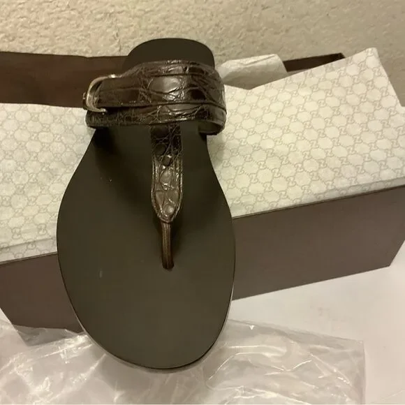New with box Mens Gucci crocodile embossed leather Sandals size 14.5 with COA
