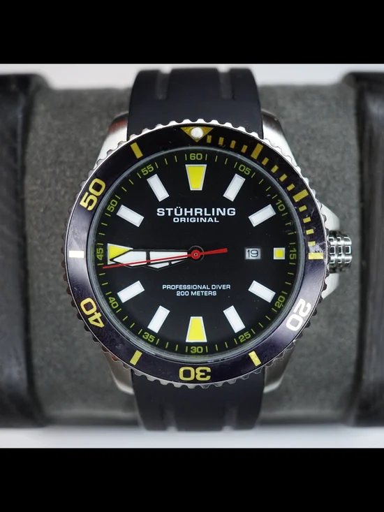 Stuhrling Original Aquadiver Quartz Men's Watch - 706.04 Regatta Bracera 43mm