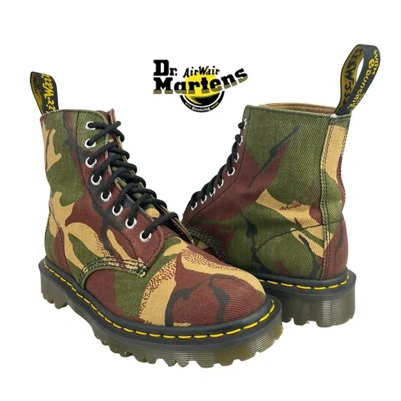Dr. Martens Men 5 Women 6 Camo Lickwax Canvas Lace‎ Up Boots Made in England