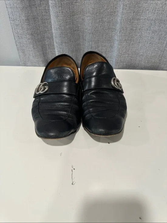 Authentic Gucci Black Leather Men's Loafers with Silver Hardware. Size 10.5