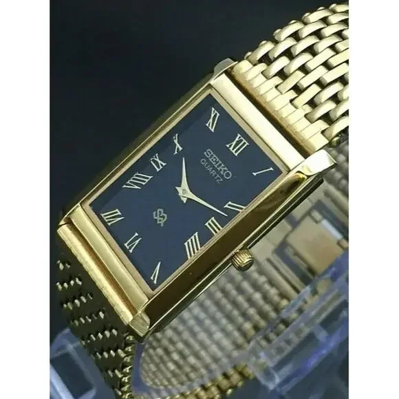 Vintage Style Seiko Quartz Mens Gold Watch & Black accents W/ Metal Strap