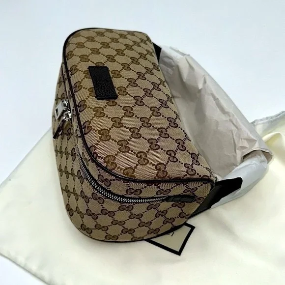 New authentic Gucci canvas GG logo belt bag tan with brown leather trim