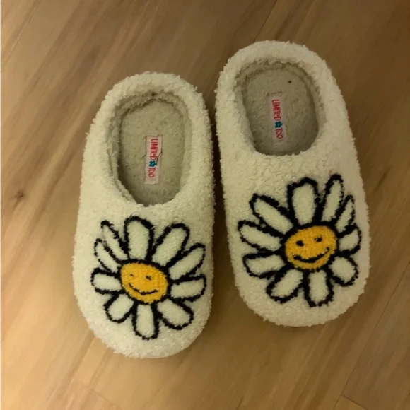 Limited Too Cream Slippers with Smiley Daisy