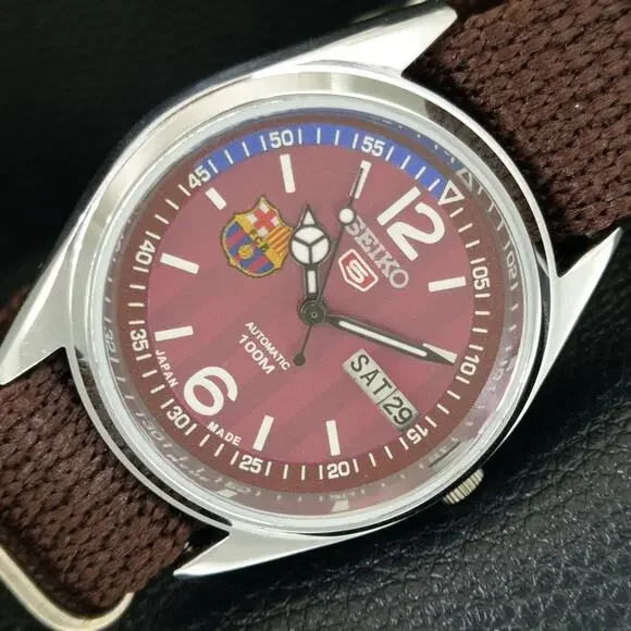 Vintage 1981 FCB Seiko Automatic Mens Silver Watch W/daydate & FCB accents