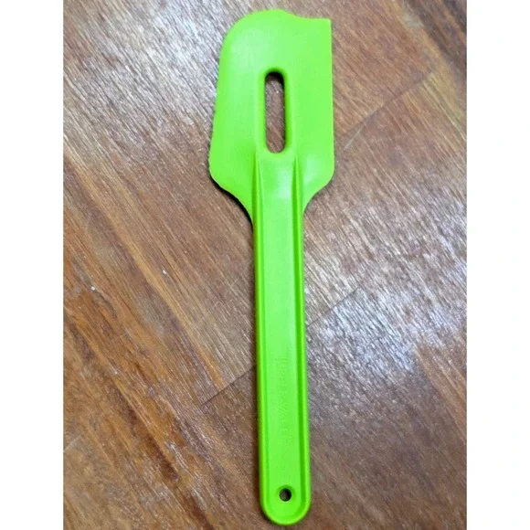 Vintage Tupperware Lime Green Slotted Mixing Spatula 13-36 Retro Kitchen Tool