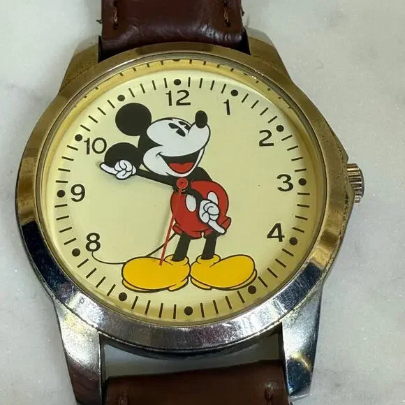 Disney Mickey Mouse Men's Watch