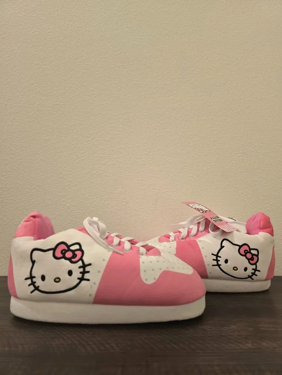 Sanrio Hello Kitty Sneaker Slippers Pink White Youth Kids Size 2/3