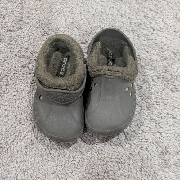 Crocs Kids Brown Fur Lined Clogs Size‎ 8