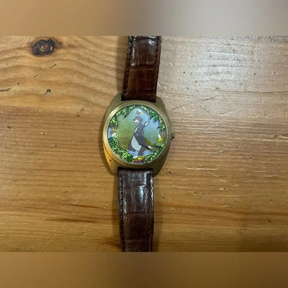 Fossil: Disney vintage limited edition “Baloo” from The Jungle Book watch.