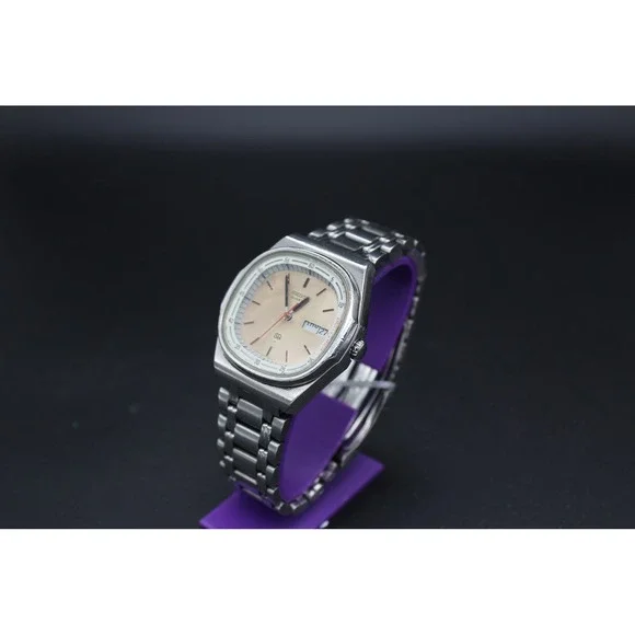 Vintage Seiko SQ 7559-5000 Quartz Push Light Day Date Watch 1979