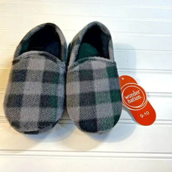 Wonder Nation Size 9-10 Black And Gray Plaid Slippers