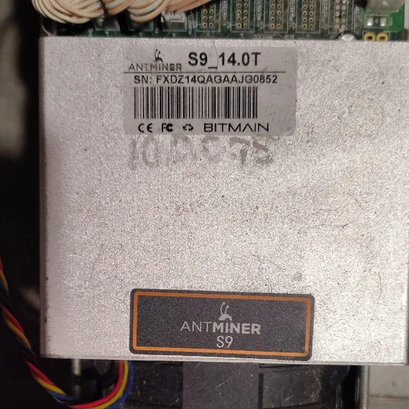 Antminer S9 - Silver ANTMINER BITCOIN MINER BITMAIN